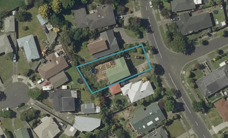 66 Wikiriwhi Crescent, Awapuni, Palmerston North - Carousel 1