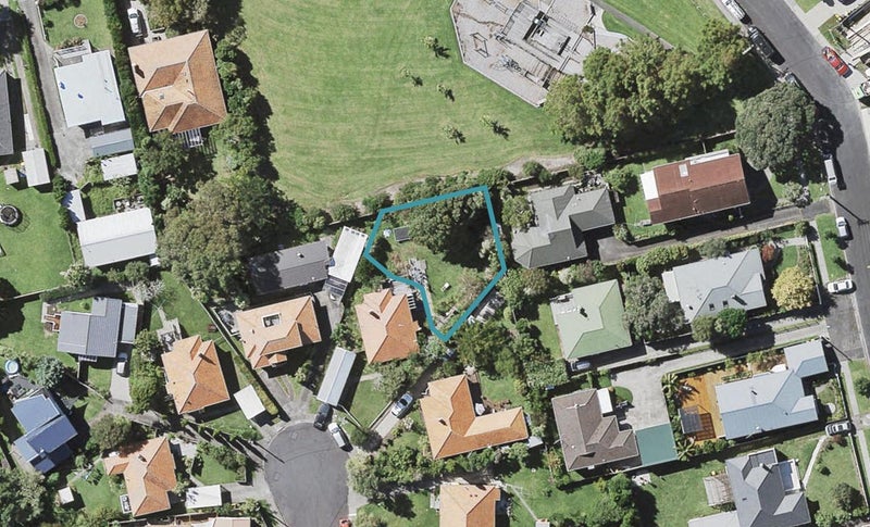 28A Fraser Road, Narrow Neck, Auckland - Carousel 1