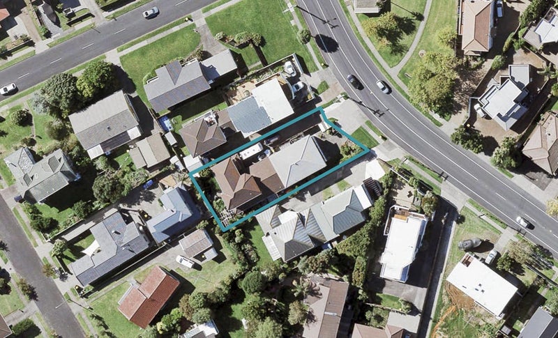 177 Bucklands Beach Road, Bucklands Beach, Auckland - Carousel 1