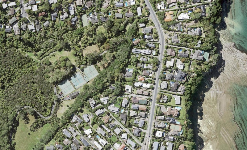 160A Beach Road, Campbells Bay, Auckland - Carousel 1