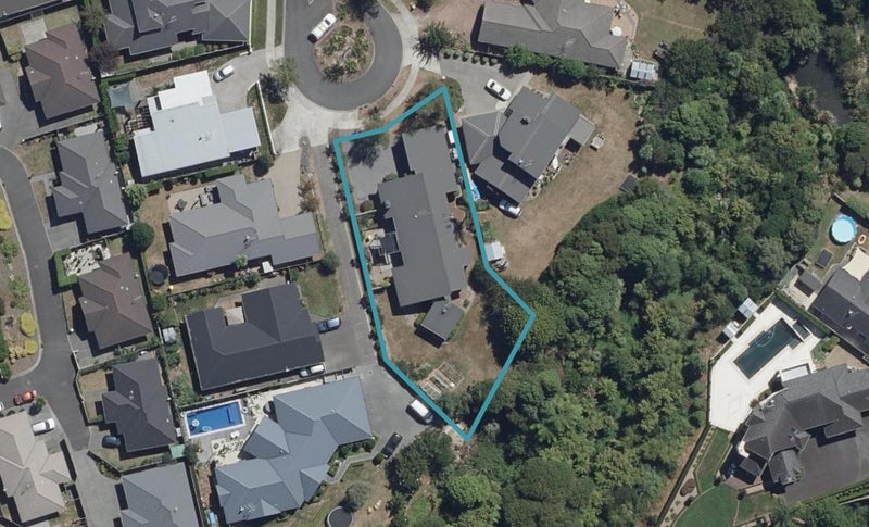 31 Haswell Place, Huntington, Hamilton - Carousel 1