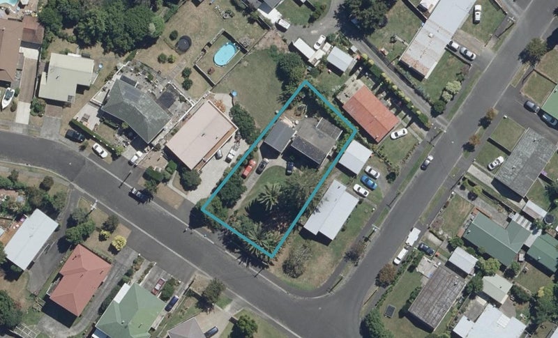 34 Mitcham Avenue, Forest Lake, Hamilton - Carousel 1