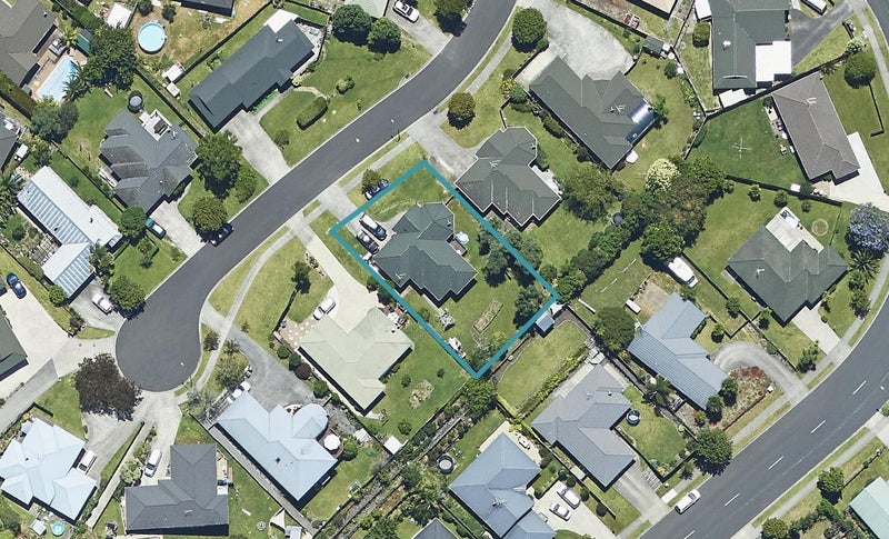 11 Karamu Terrace, Pyes Pa, Tauranga - Carousel 1