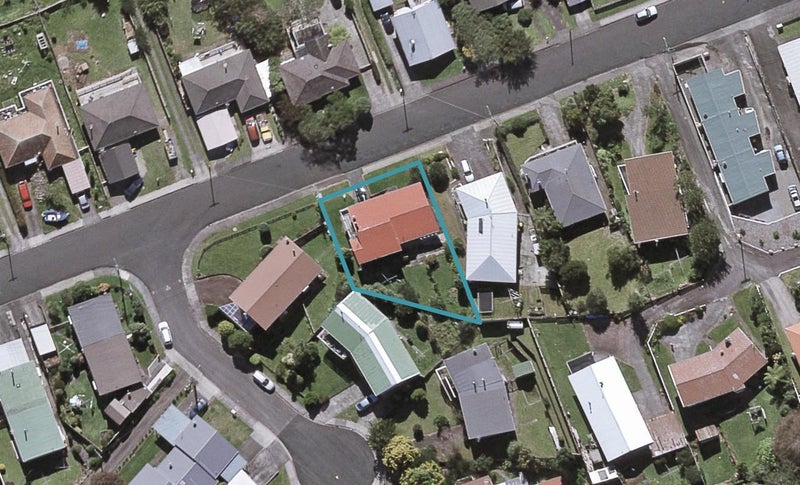 27 Parsons Street, Vogeltown, New Plymouth - Carousel 1