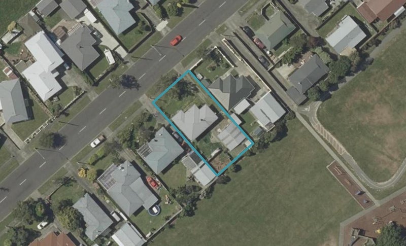 44 Benmore Avenue, Cloverlea, Palmerston North - Carousel 1