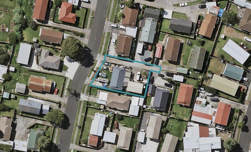 23 Coombe Avenue, Otara, Auckland - Carousel 1