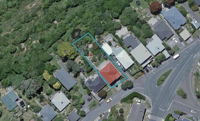 2 Wentworth Street, Mornington, Wellington - Carousel 1