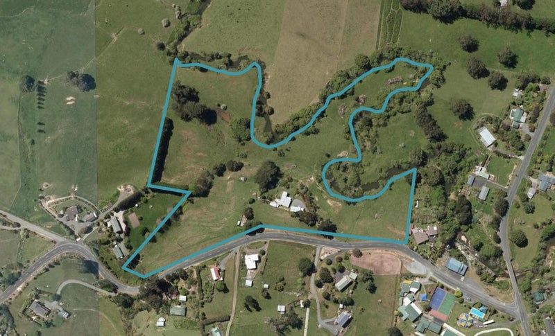 22 Valley View Road, Whangarei - Carousel 1