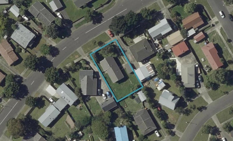 21 Clarke Avenue, Highbury, Palmerston North - Carousel 1