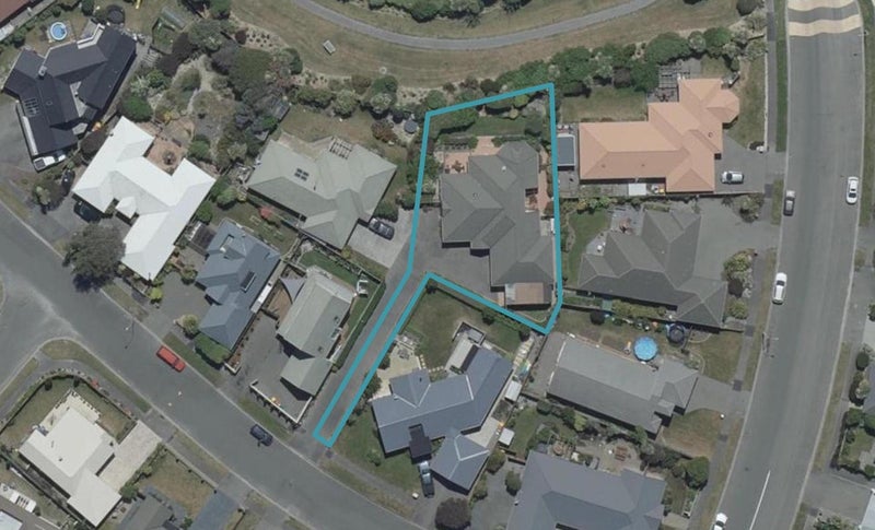 10 Eastwood Rise, Waimairi Beach, Christchurch - Carousel 1