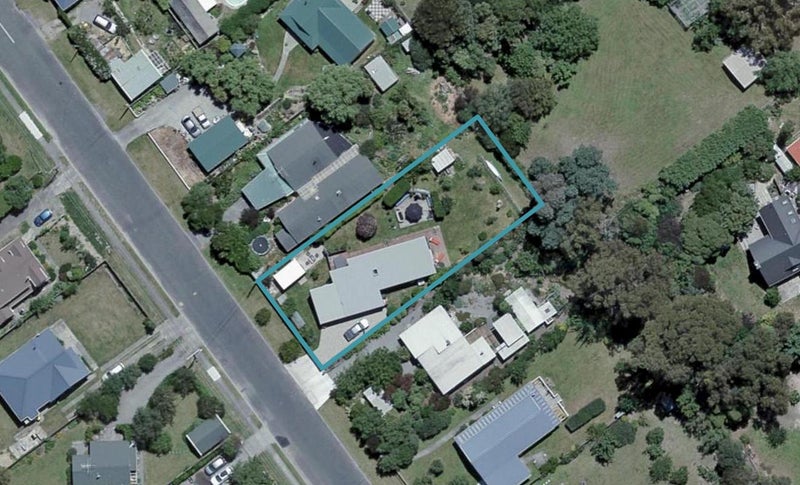 7 Malcolm Street, Martinborough, Martinborough - Carousel 1