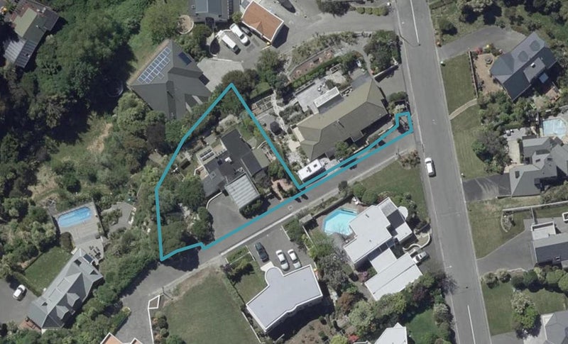 2 Derrynane Lane, Cashmere, Christchurch - Carousel 1