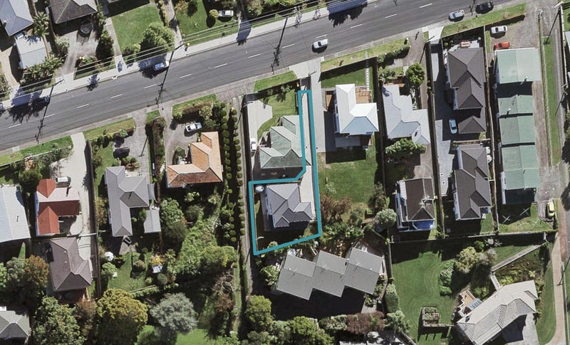 73A Pupuke Road, Northcote, Auckland - Carousel 1