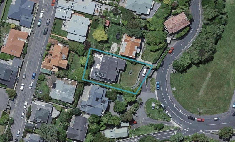 53 Wadestown Road, Wadestown, Wellington - Carousel 1