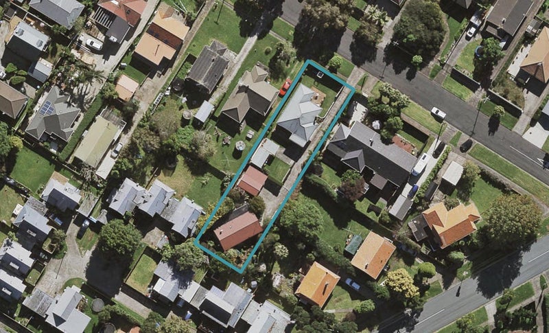 2/8 Houpara Street, Onehunga, Auckland - Carousel 1