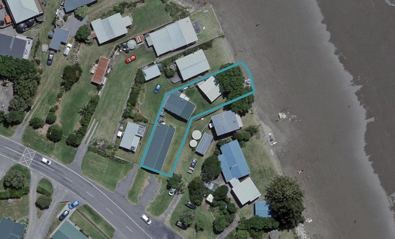33 Jetty Road, Castlepoint - Carousel 1