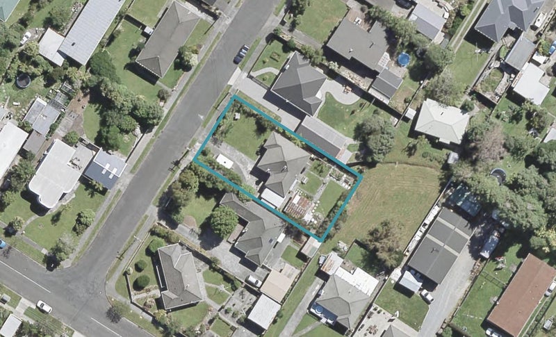 6 Maru Street, Stokes Valley, Lower Hutt - Carousel 1