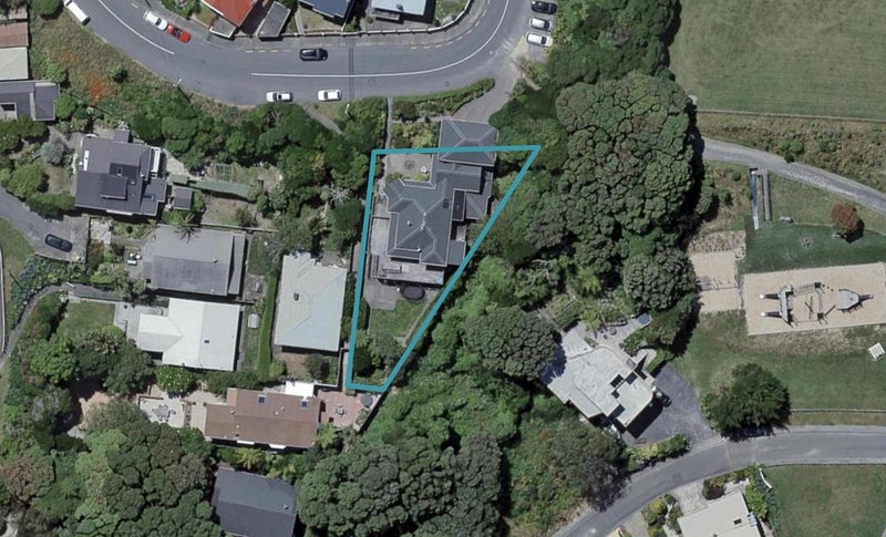 22 Kainui Road, Hataitai, Wellington - Carousel 1