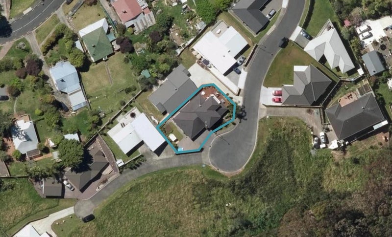 12 Madison Place, Morningside, Whangarei - Carousel 1