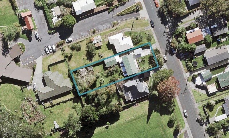 54 Tramway Road, Beach Haven, Auckland - Carousel 1