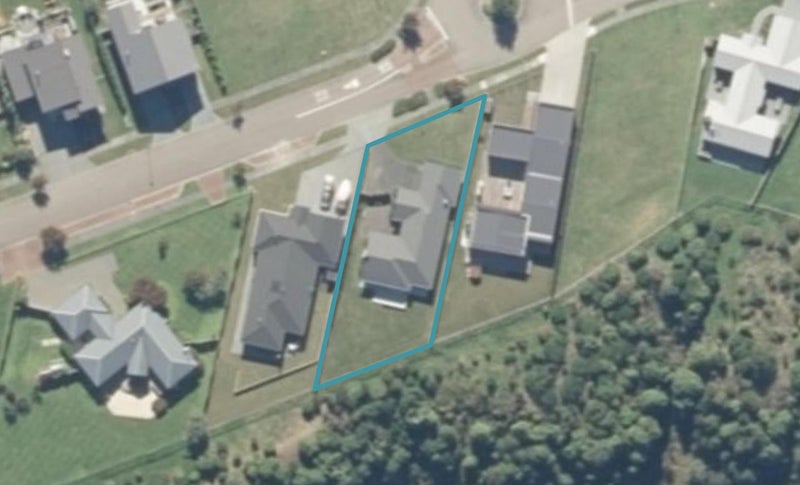 165 Lisland Drive, Kinloch, Taupō - Carousel 1