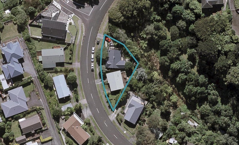 70 Dorset Avenue, Lynmouth, New Plymouth - Carousel 1
