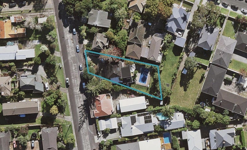 175 Queen Street, Northcote Point, Auckland - Carousel 1