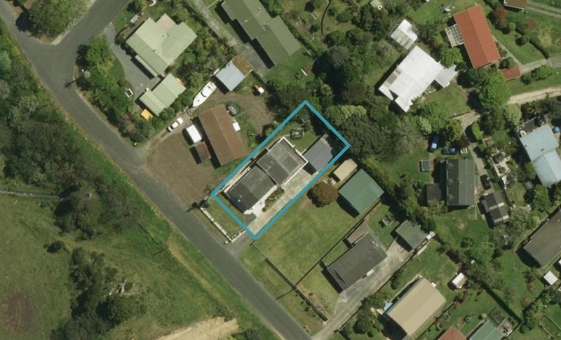 9 Pyle Road West, One Tree Point, Whangārei - Carousel 1