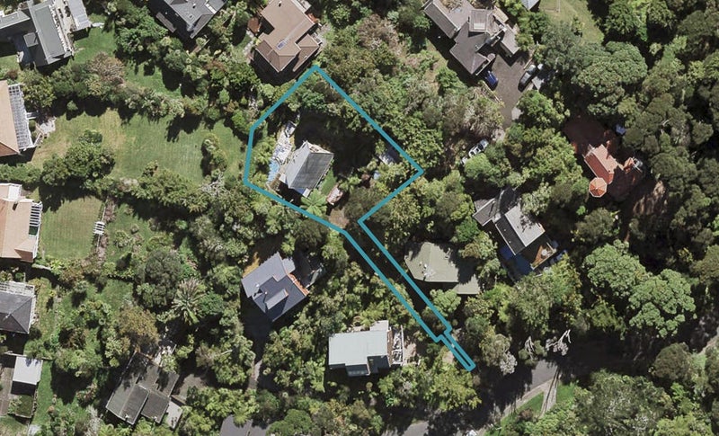 25 Trelawny Place, Hillcrest, Auckland - Carousel 1