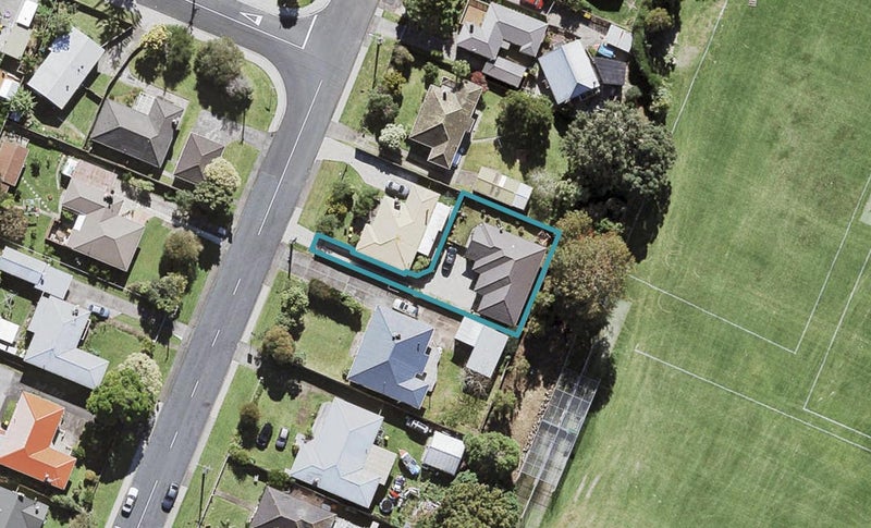 25A Vanguard Road, Kelston, Auckland - Carousel 1