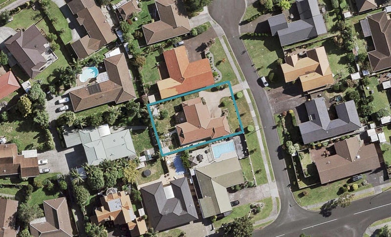 4 Cadenza Place, Conifer Grove, Takanini - Carousel 1