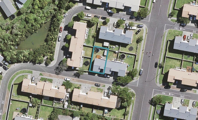 16 Kora Avenue, Ranui, Auckland - Carousel 1