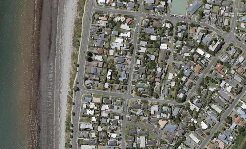 108 Seaview Road, Paraparaumu Beach, Paraparaumu - Carousel 1