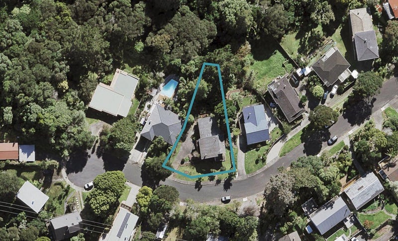2/11 Bryers Place, Bayview, Auckland - Carousel 1