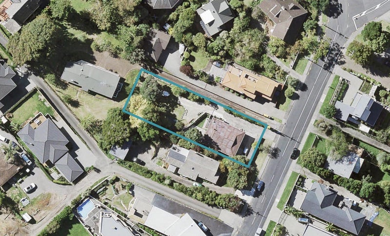 108 Mellons Bay Road, Mellons Bay, Auckland - Carousel 1