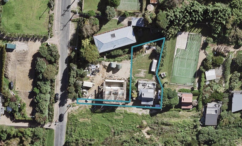 5 Third Avenue, Onetangi, Waiheke Island - Carousel 1