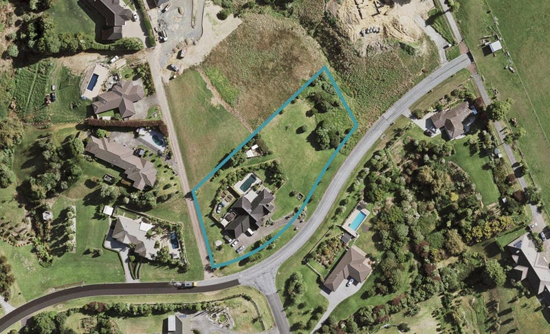 120 Polo Prince Drive, Alfriston, Auckland - Carousel 1
