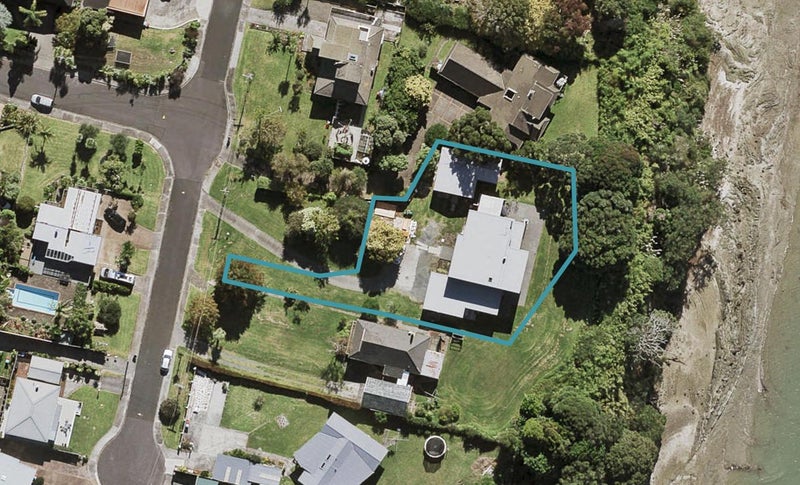 8 Foote Street, Hillsborough, Auckland - Carousel 1