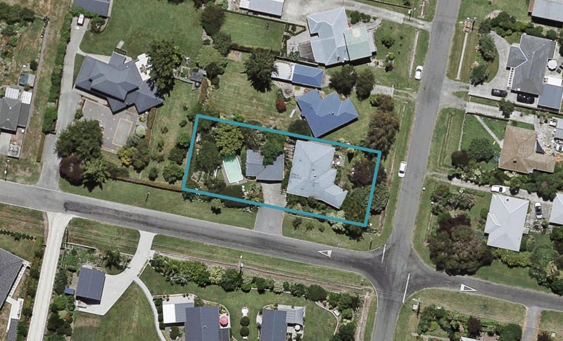 51 Jervois Road, Jervoistown, Napier - Carousel 1