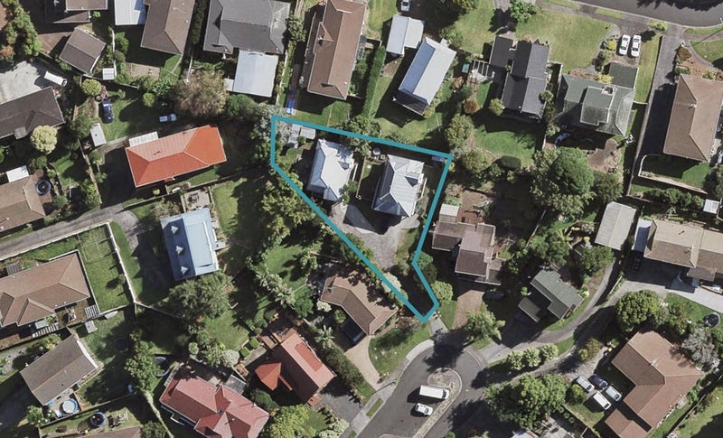 10B Tilia Place, Totara Heights, Auckland - Carousel 1