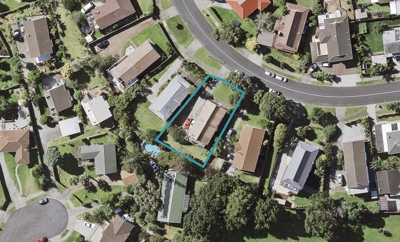 10 Lewisham Street, Highland Park, Auckland - Carousel 1