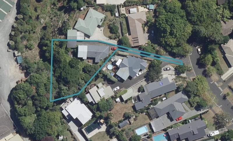 19 McNicol Street, Fairfield, Hamilton - Carousel 1