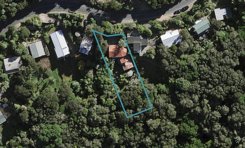 44 Goodwin Avenue, Oneroa, Waiheke Island - Carousel 1
