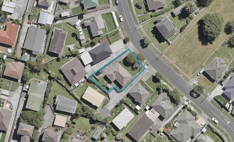 2/7 Colson Street, Avalon, Lower Hutt - Carousel 1