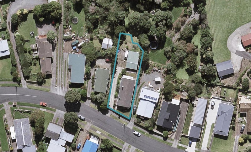30 Norwich Avenue, Spotswood, New Plymouth - Carousel 1
