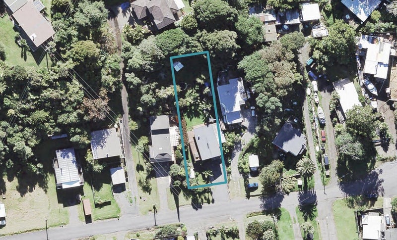 34 Foster Avenue, Huia, Auckland - Carousel 1