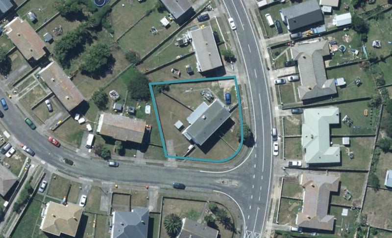 65 Corinna Street, Waitangirua, Porirua - Carousel 1