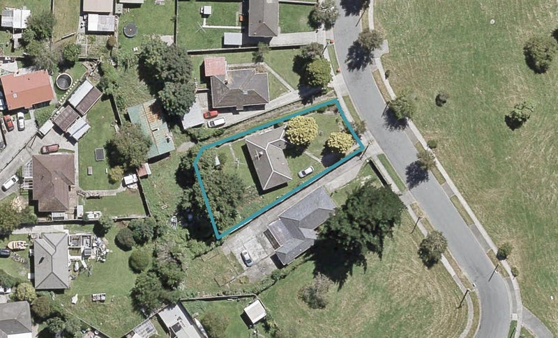 31 Ruahine Street, Trentham, Upper Hutt - Carousel 1