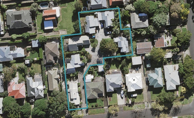 3/10 Taiere Terrace, Onehunga, Auckland - Carousel 1