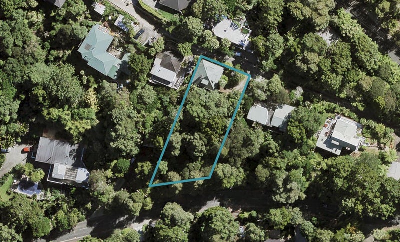 51 Park Road, Titirangi, Auckland - Carousel 1
